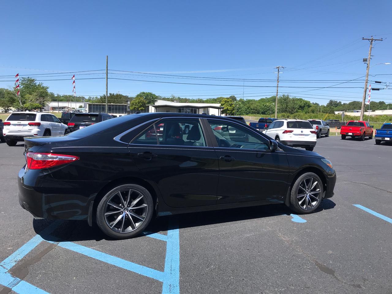 Toyota Camry XLE V6 2015