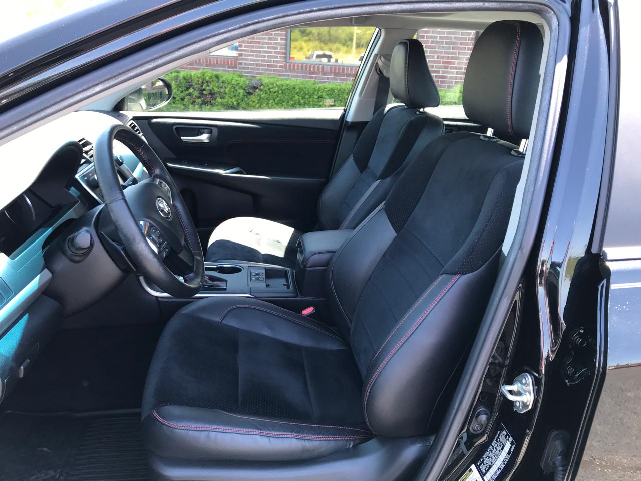 Toyota Camry XLE V6 2015