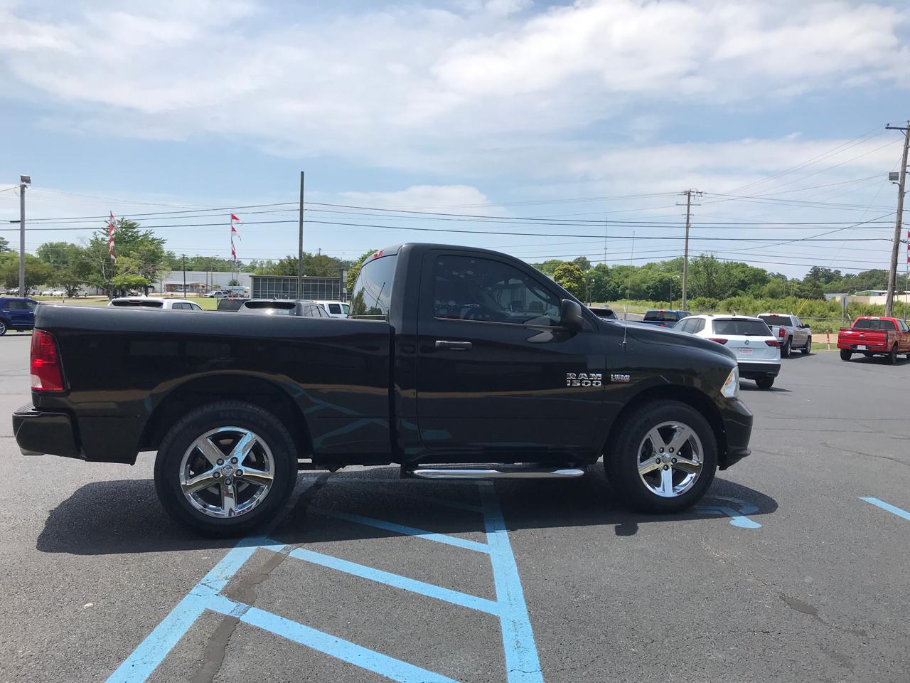 RAM 1500 Tradesman Regular Cab SWB 2WD 2017