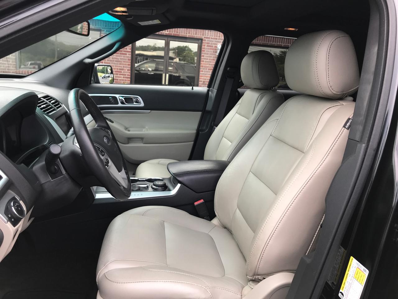 Ford Explorer XLT 4WD 2015
