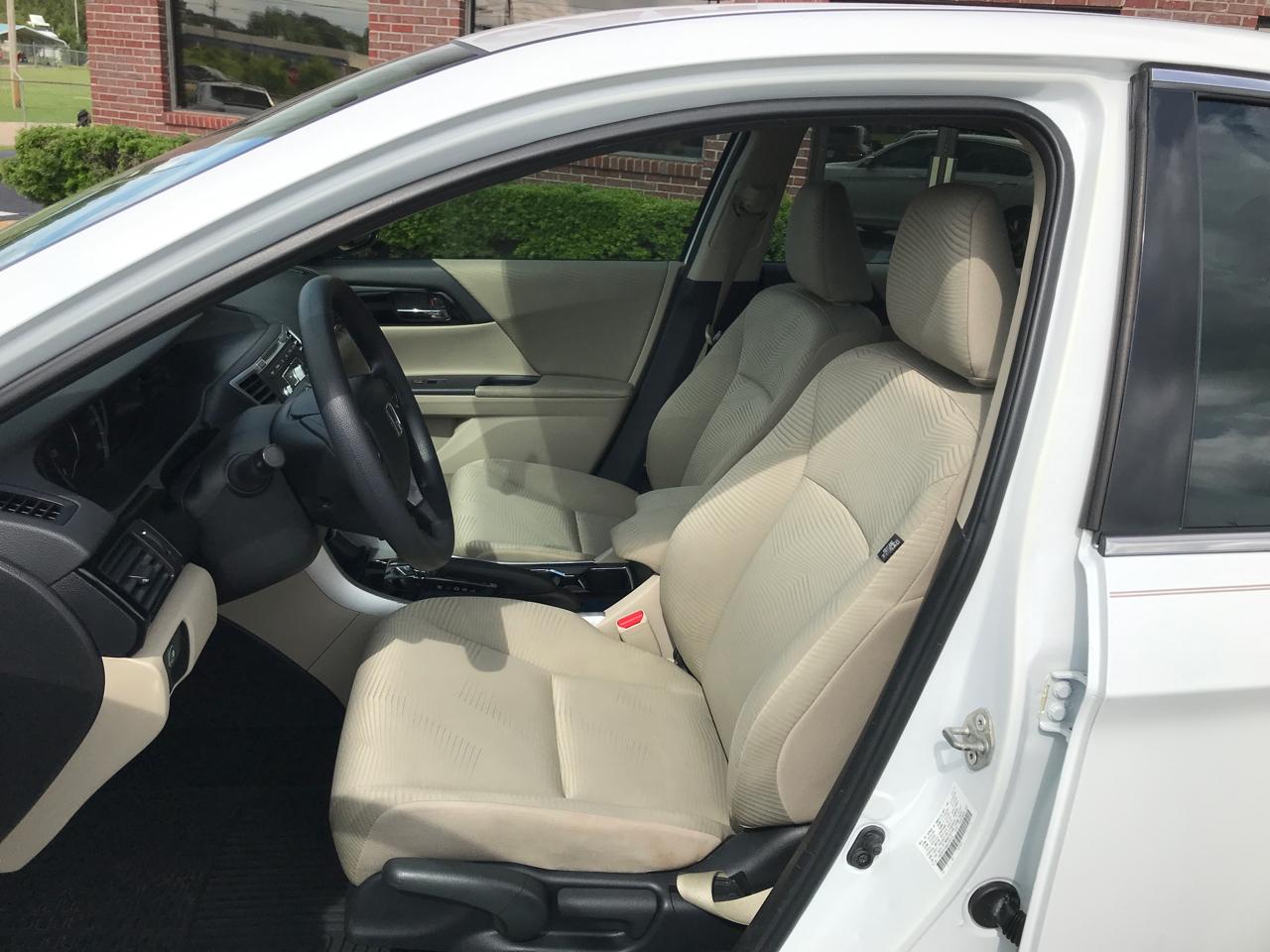 Honda Accord LX Sedan CVT 2016