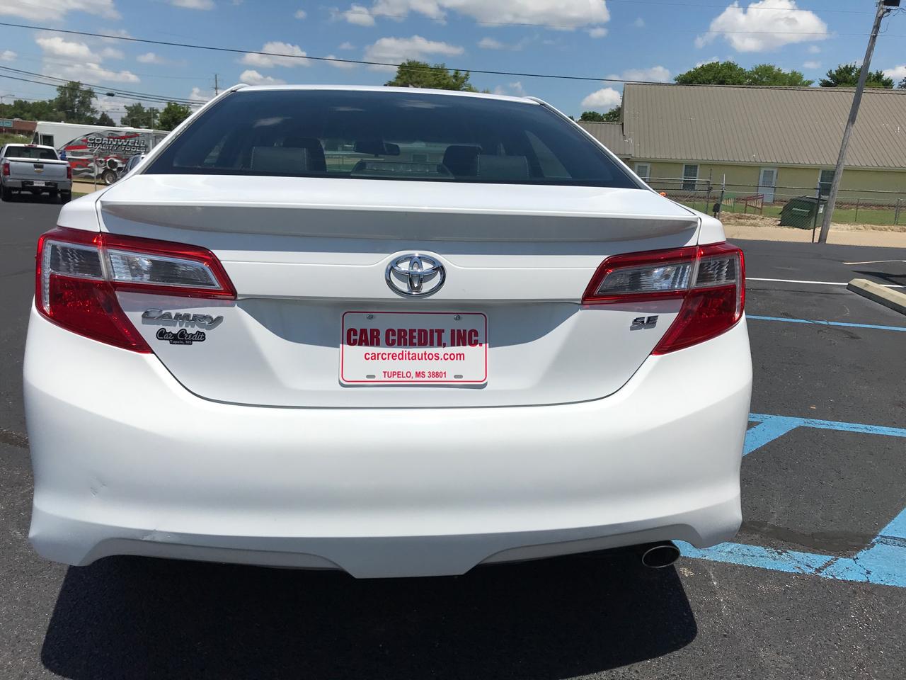 Toyota Camry L 2012