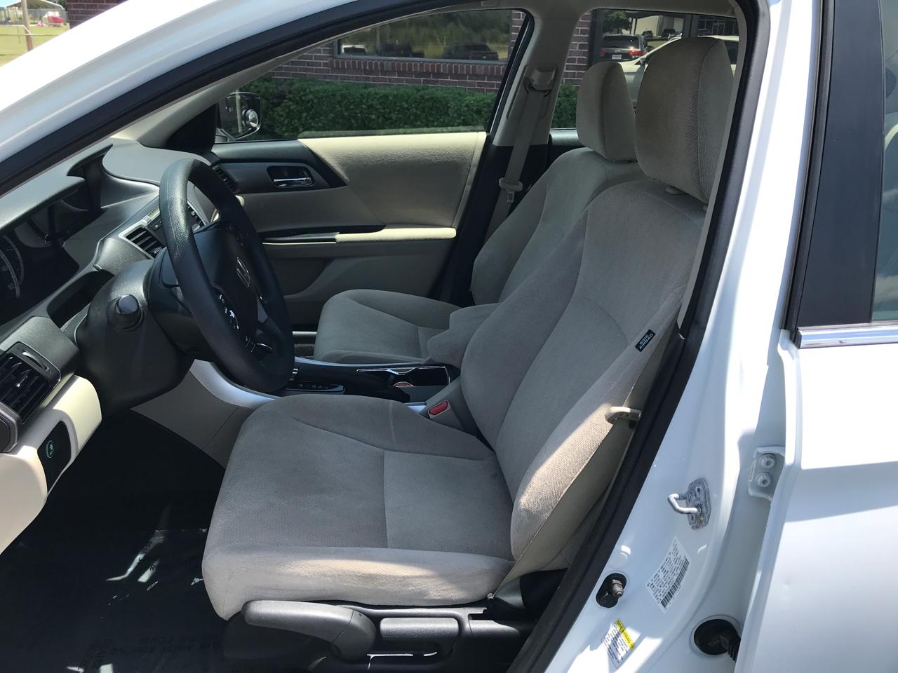 Honda Accord LX Sedan CVT 2013