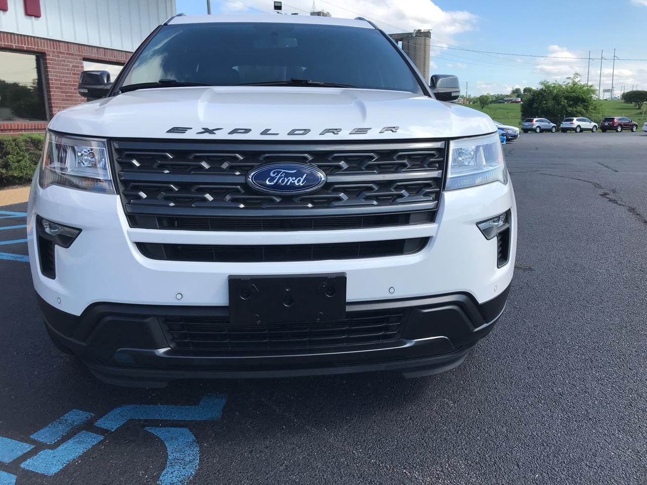 Ford Explorer XLT FWD 2019