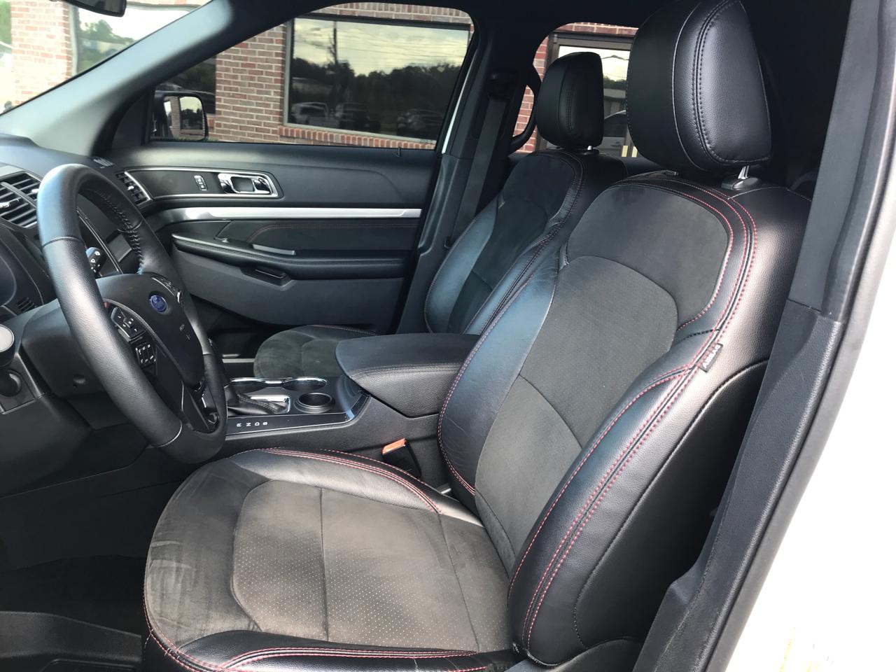Ford Explorer XLT FWD 2019