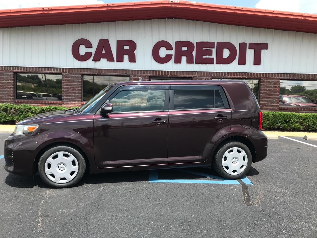 Scion xB 5-Door Wagon 5-Spd MT 2013