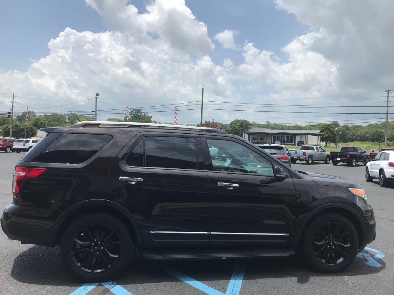 Ford Explorer XLT 4WD 2013