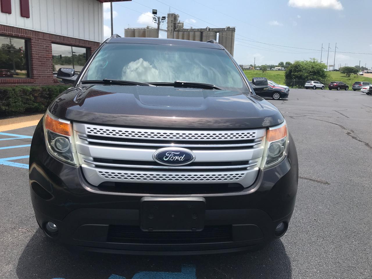 Ford Explorer XLT 4WD 2013
