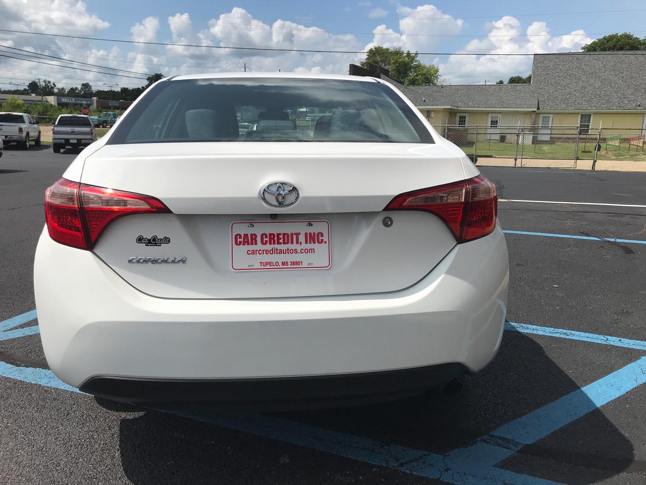 Toyota Corolla XLE CVT 2019