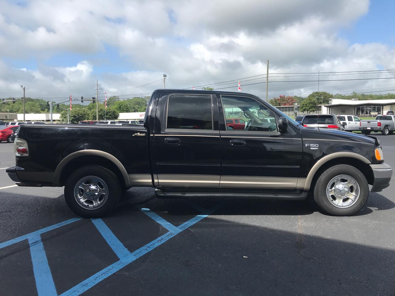 Ford F-150 XLT SuperCrew 2WD 2001