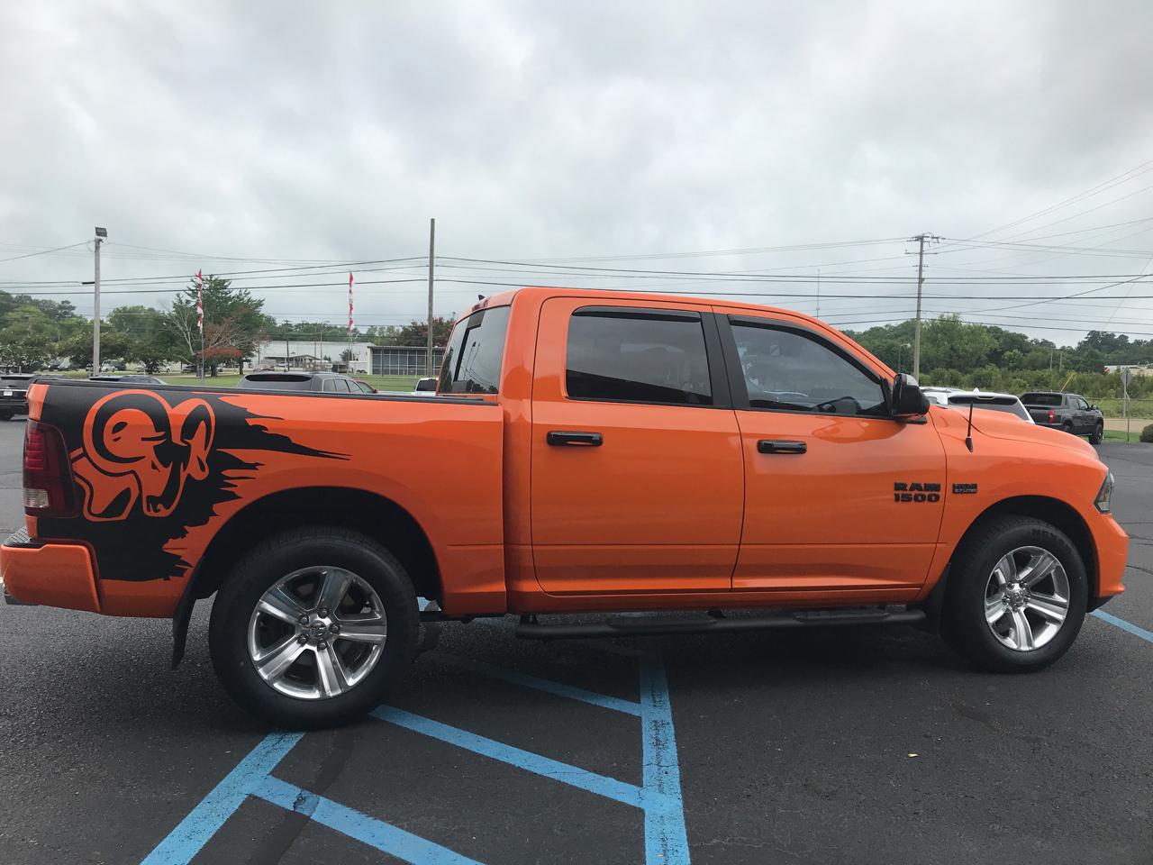 RAM 1500 Sport Crew Cab SWB 4WD 2015