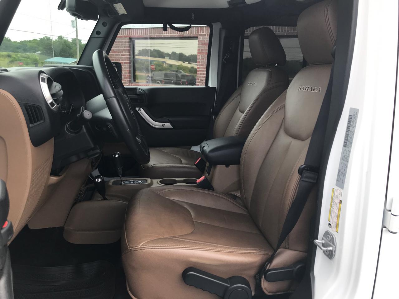Jeep Wrangler Unlimited Sahara 4WD 2016