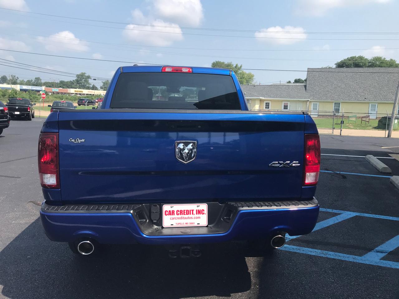RAM 1500 Tradesman Crew Cab SWB 4WD 2017