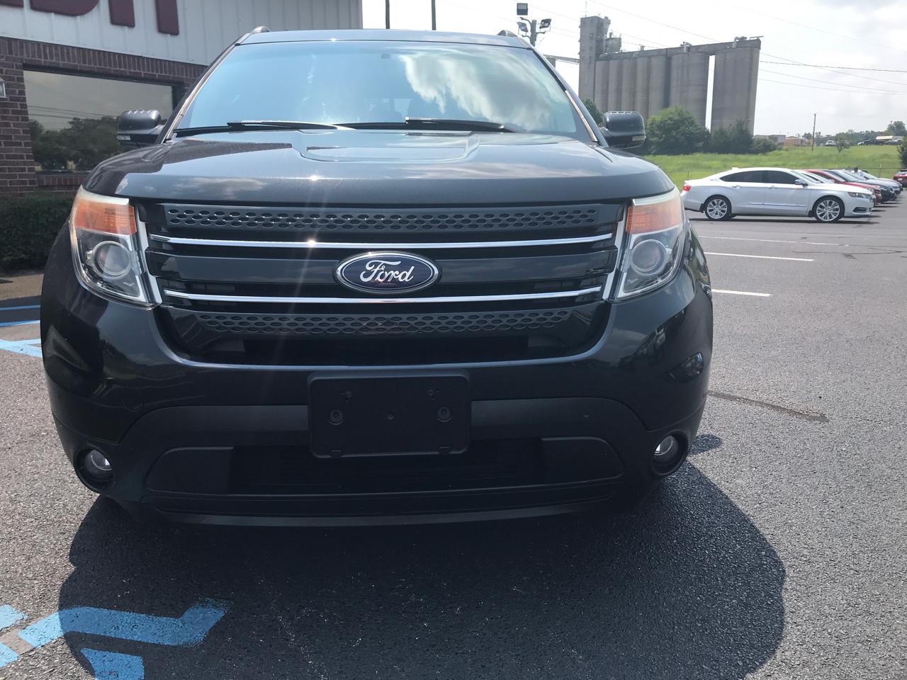 Ford Explorer Limited FWD 2012