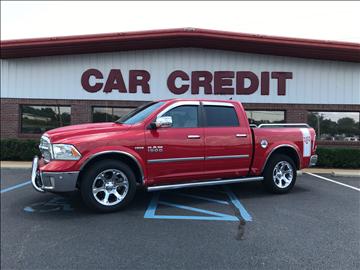2017 RAM 1500 Laramie Crew Cab SWB 4WD