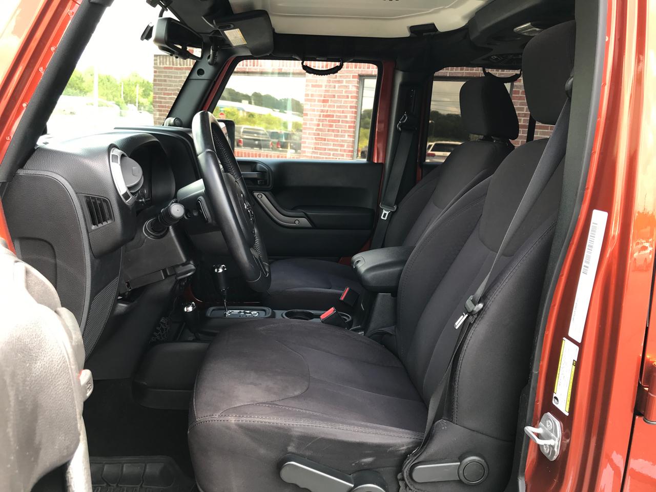 Jeep Wrangler Unlimited Sport 4WD 2014