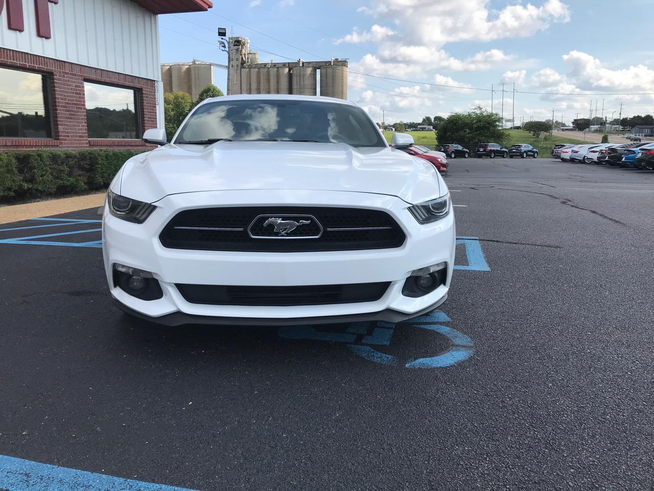 Ford Mustang EcoBoost Coupe 2015
