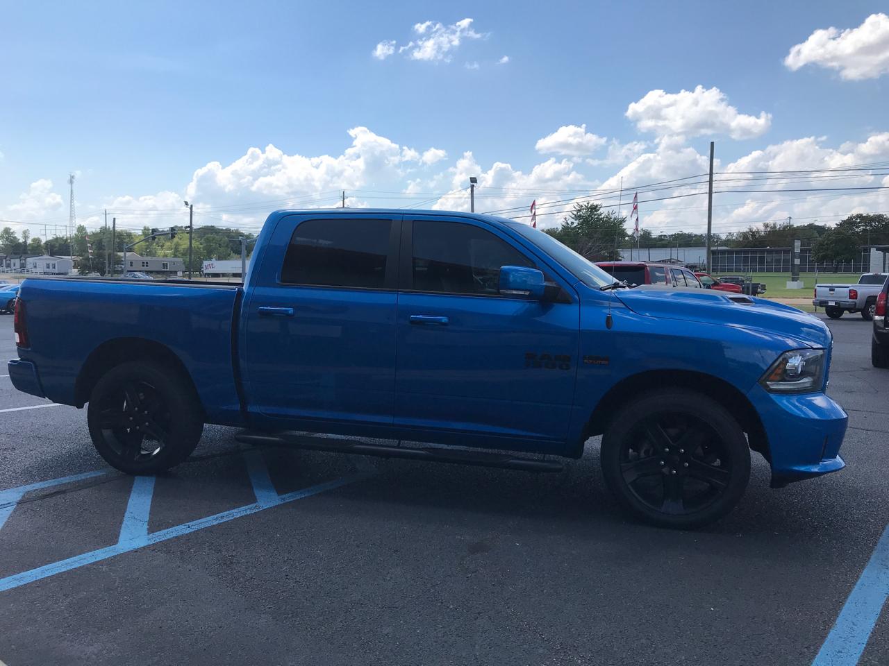 RAM 1500 Sport Crew Cab SWB 2WD 2018