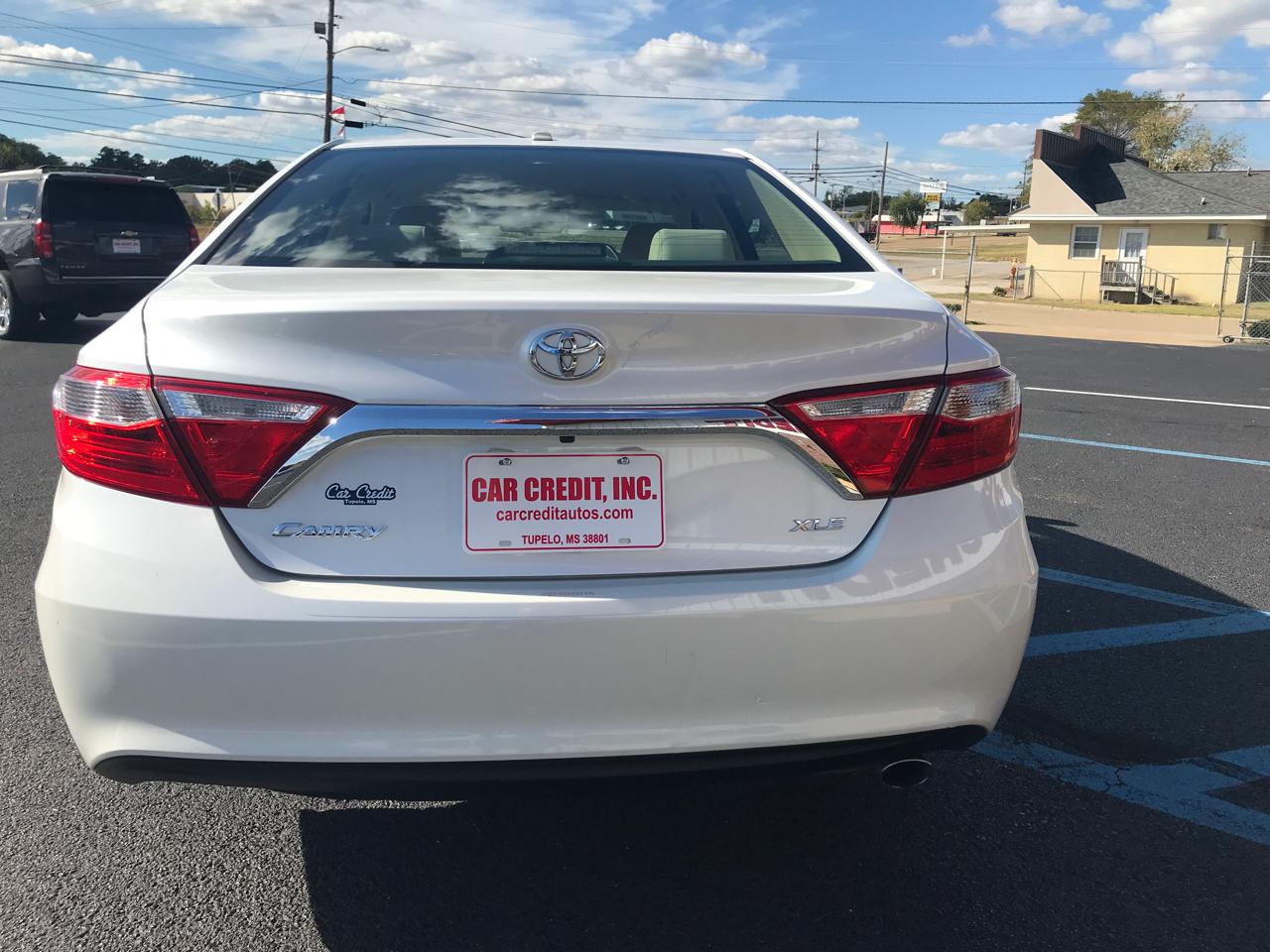 Toyota Camry SE 2017