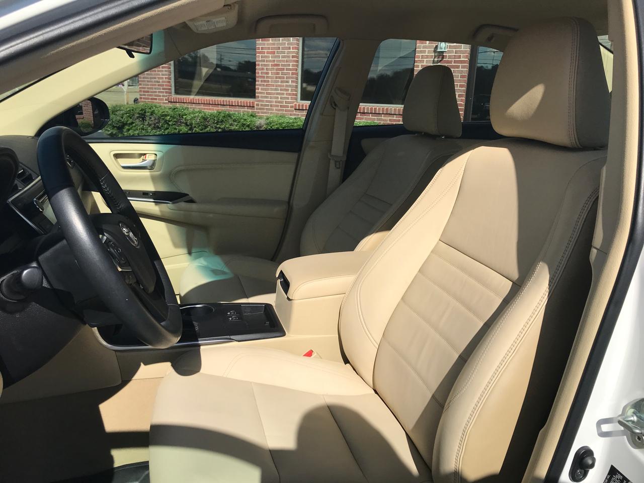 Toyota Camry SE 2017