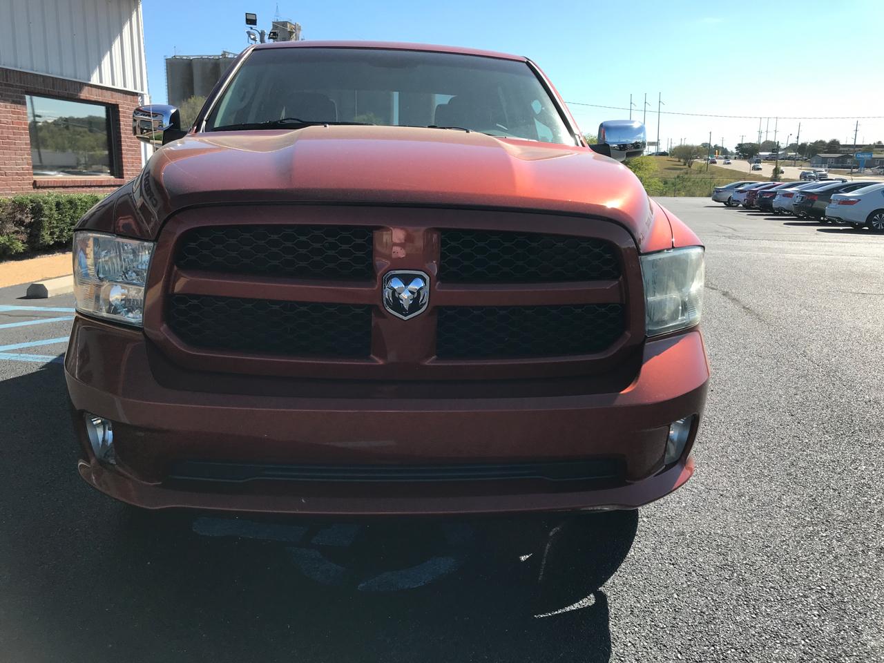 RAM 1500 Tradesman Crew Cab SWB 4WD 2013
