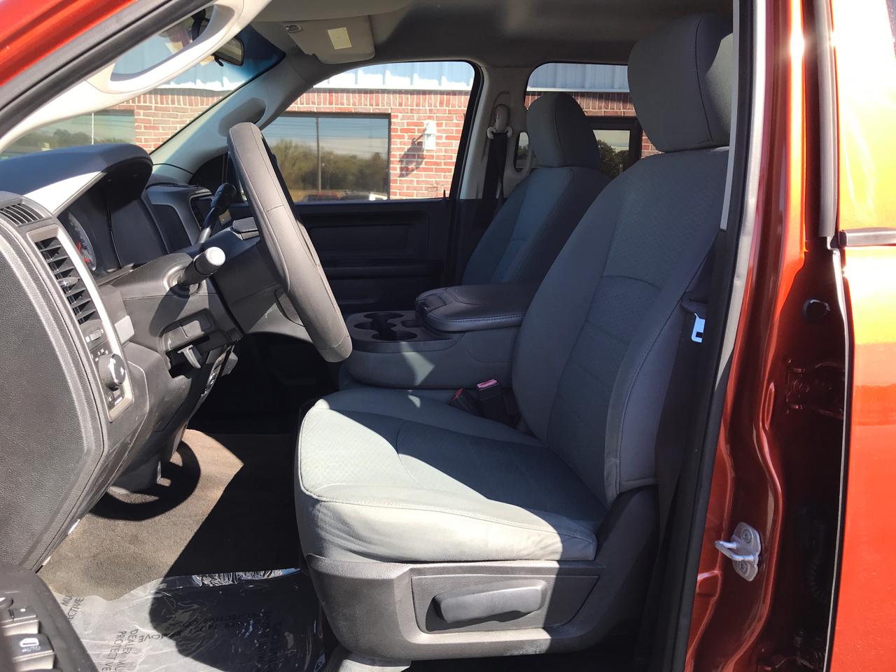 RAM 1500 Tradesman Crew Cab SWB 4WD 2013