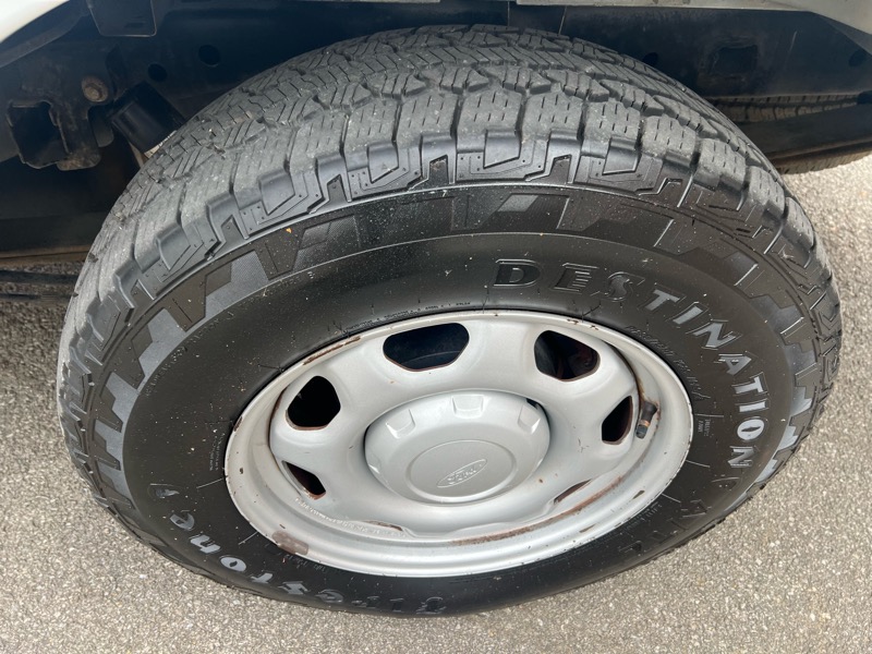 Ford F-150 XL 8-ft. Bed 2WD 2010 Ford F-150 XL 8-ft. Bed 2WD 2010