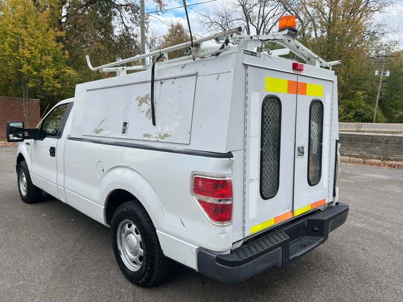 Ford F-150 XL 8-ft. Bed 2WD 2010 Ford F-150 XL 8-ft. Bed 2WD 2010