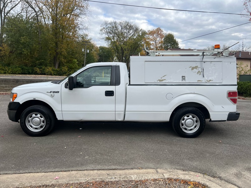 Ford F-150 XL 8-ft. Bed 2WD 2010 Ford F-150 XL 8-ft. Bed 2WD 2010