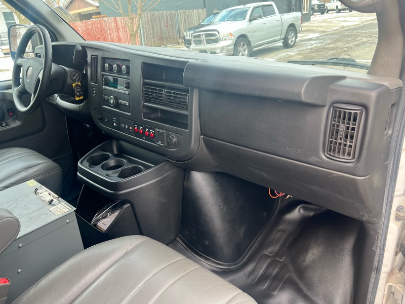 Chevrolet Express 2500 Cargo FFV 2015