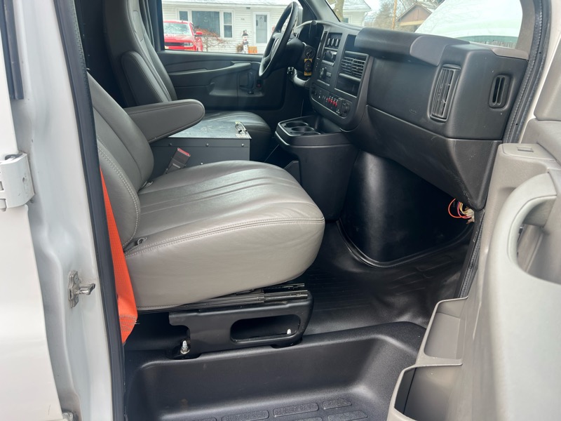 Chevrolet Express 2500 Cargo FFV 2015