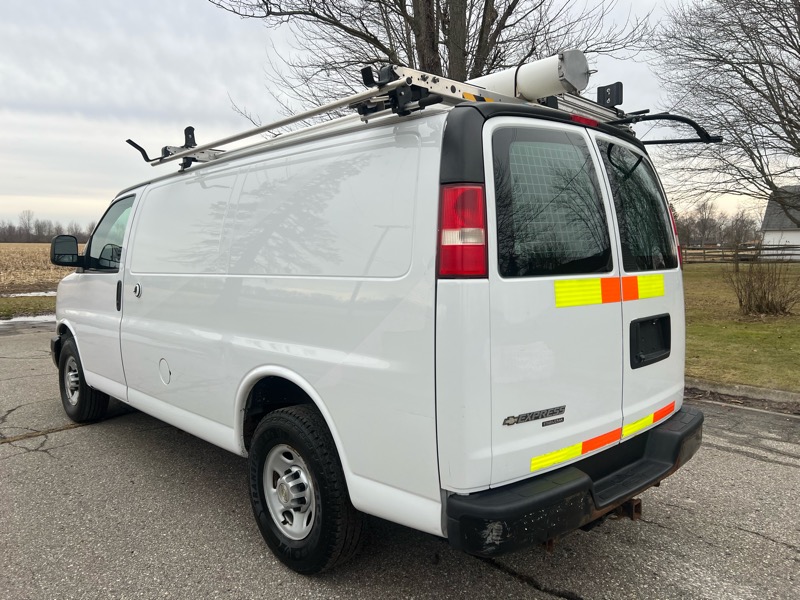 Chevrolet Express 2500 Cargo 2013