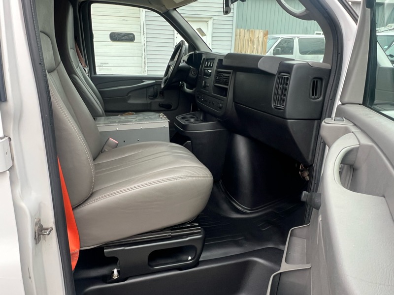 Chevrolet Express 2500 Cargo 2013