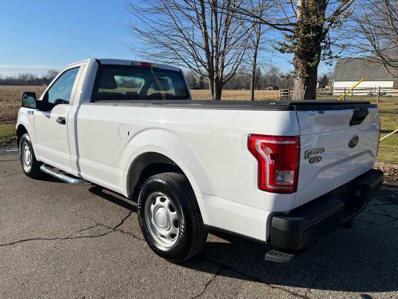 Ford F-150 XL 8-ft. Bed 2WD 2016