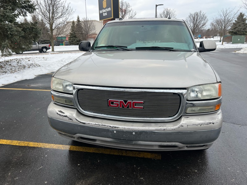 GMC Yukon 2WD 2005
