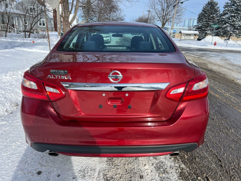 Nissan Altima 2.5 S 2016