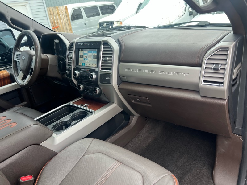 Ford F350SD King Ranch Crew Cab 4WD LWB SRW 2017