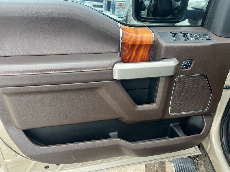 Ford F350SD King Ranch Crew Cab 4WD LWB SRW 2017