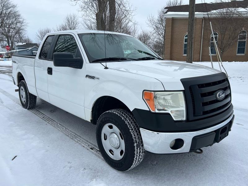 Ford F-150 XL SuperCab 6.5-ft. Bed 4WD 2009