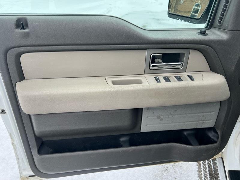 Ford F-150 XL SuperCab 6.5-ft. Bed 4WD 2009