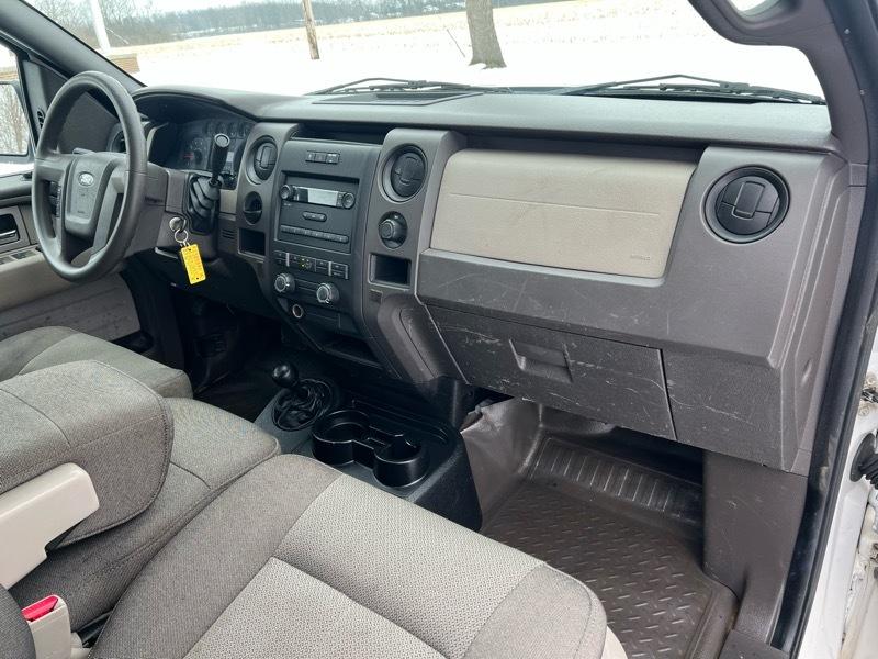 Ford F-150 XL SuperCab 6.5-ft. Bed 4WD 2009