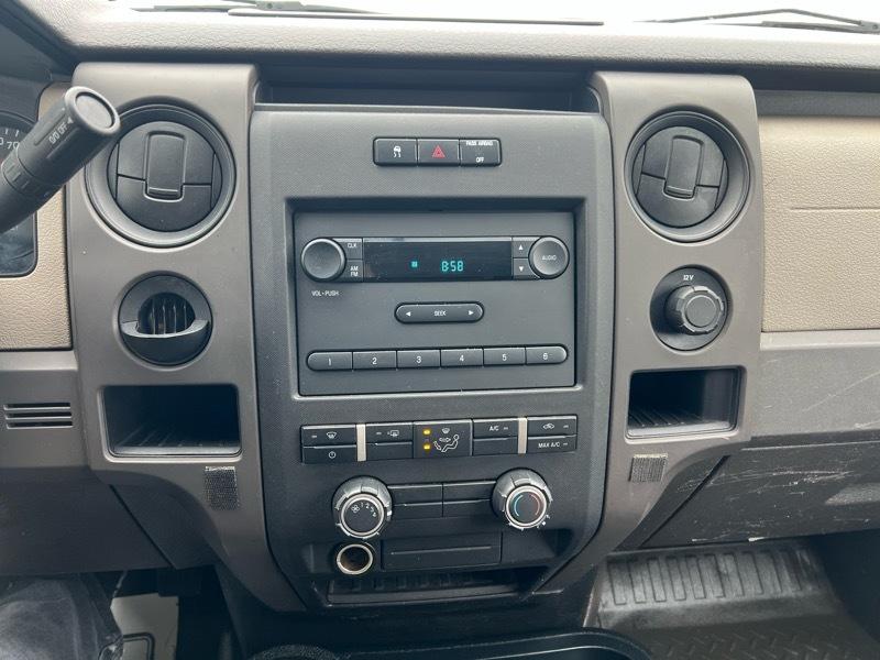 Ford F-150 XL SuperCab 6.5-ft. Bed 4WD 2009