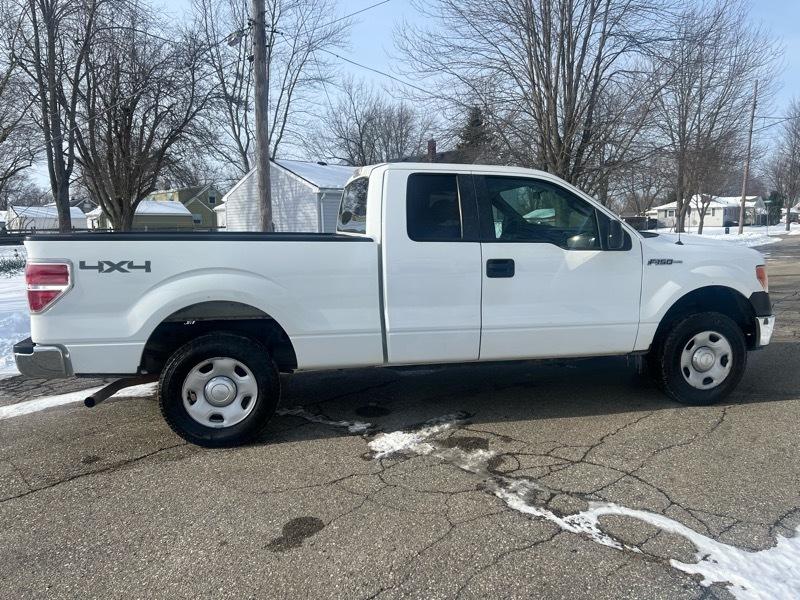 Ford F-150 XL SuperCab 6.5-ft. Bed 4WD 2009