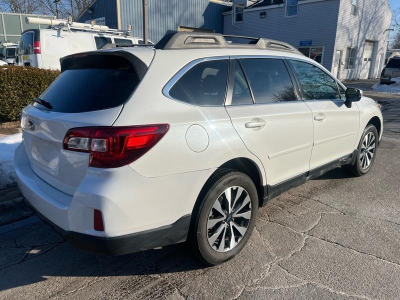 Subaru Outback 2.5i Limited 2015