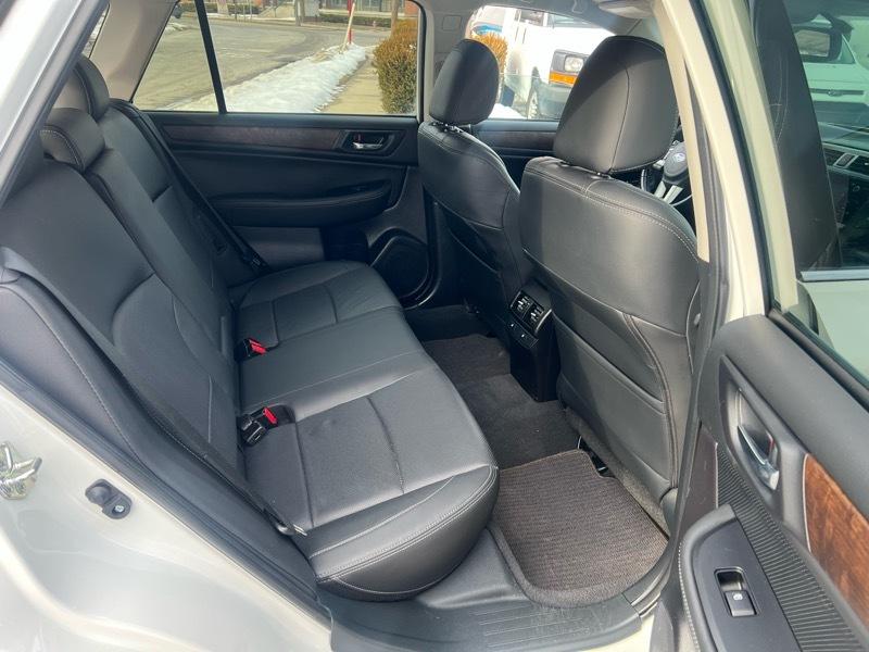 Subaru Outback 2.5i Limited 2015