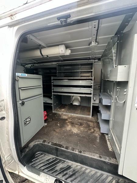 Ford Econoline E-250 2010