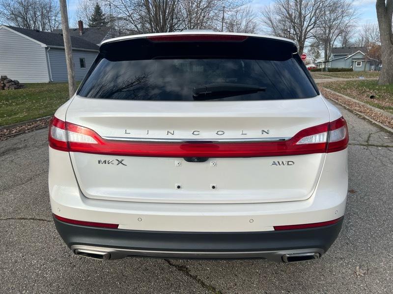 Lincoln MKX Reserve AWD 2016