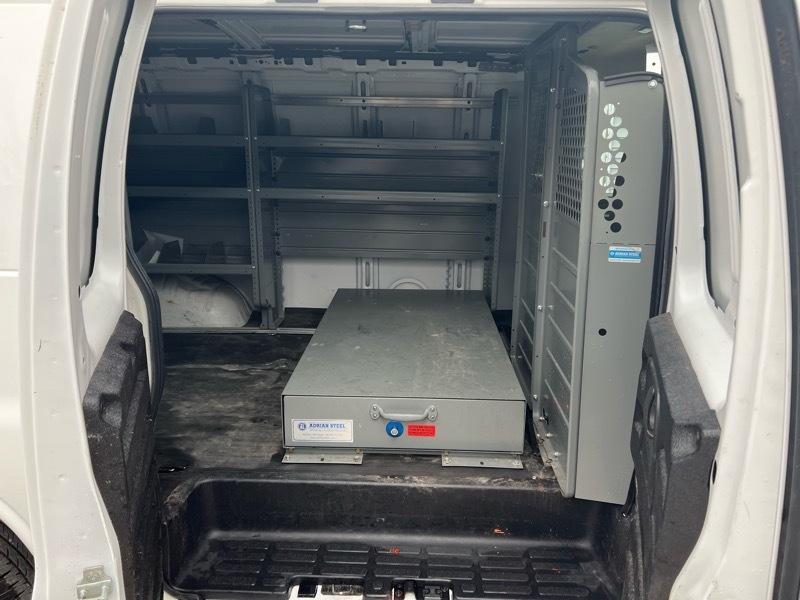 GMC Savana G2500 Cargo 2016