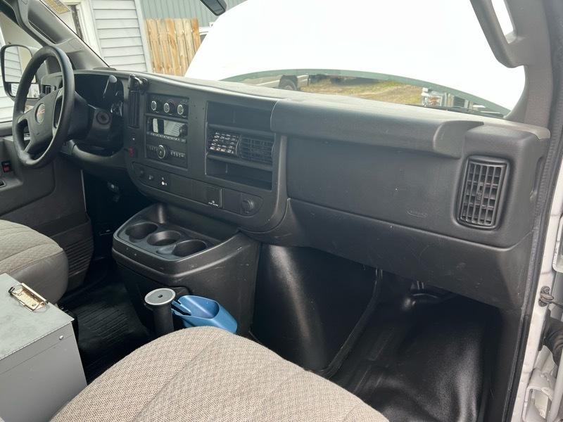 GMC Savana G2500 Cargo 2016