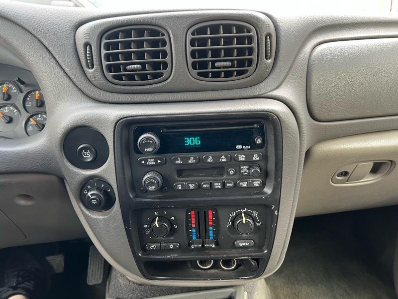 Chevrolet TrailBlazer EXT LS 2WD 2003